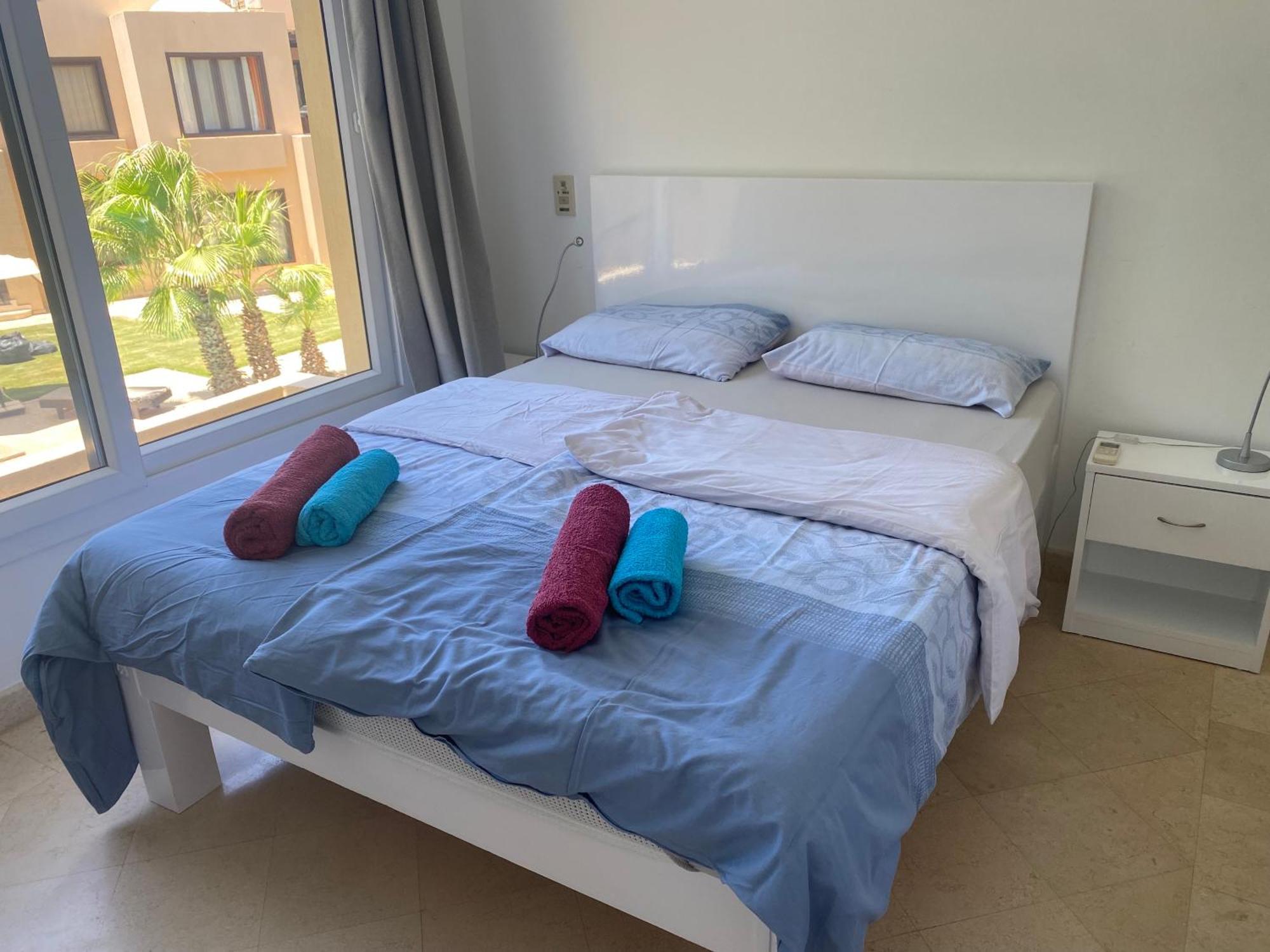 2 Bedroom Condo, With Pool, And Beach & Lagoon Access Hurghada Exteriér fotografie
